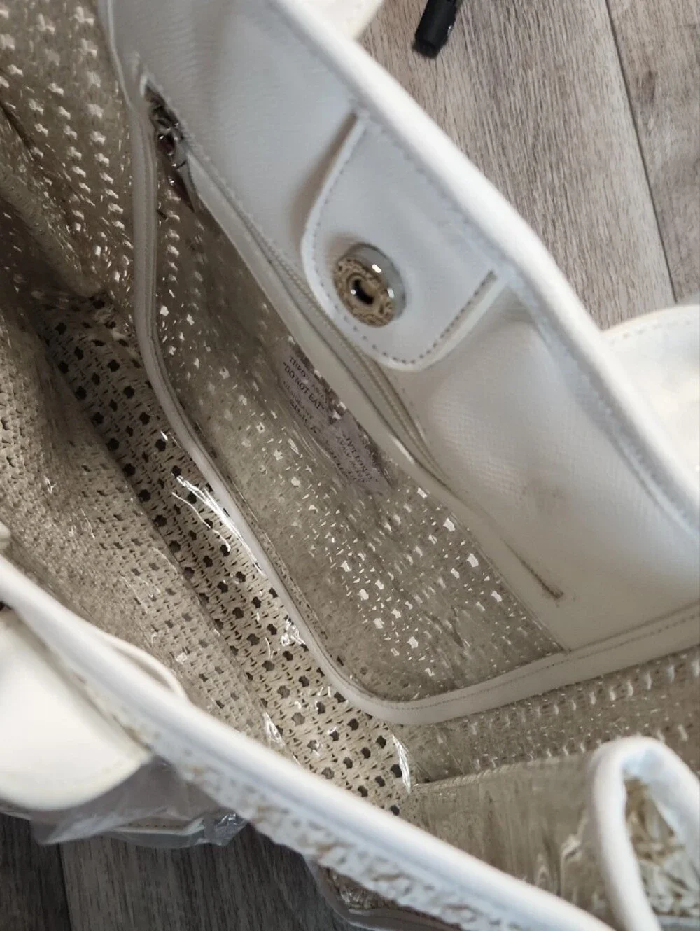 Steve Madden White Woven Tote Plastic Inside BStacy